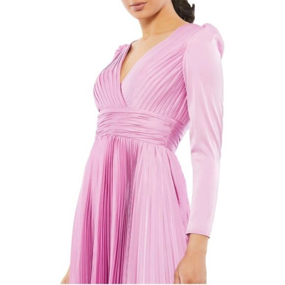 MAC DUGGAL Long Sleeve Pleated Chiffon A-Line Gown in Lilac Size US 12 - Picture 7 of 8